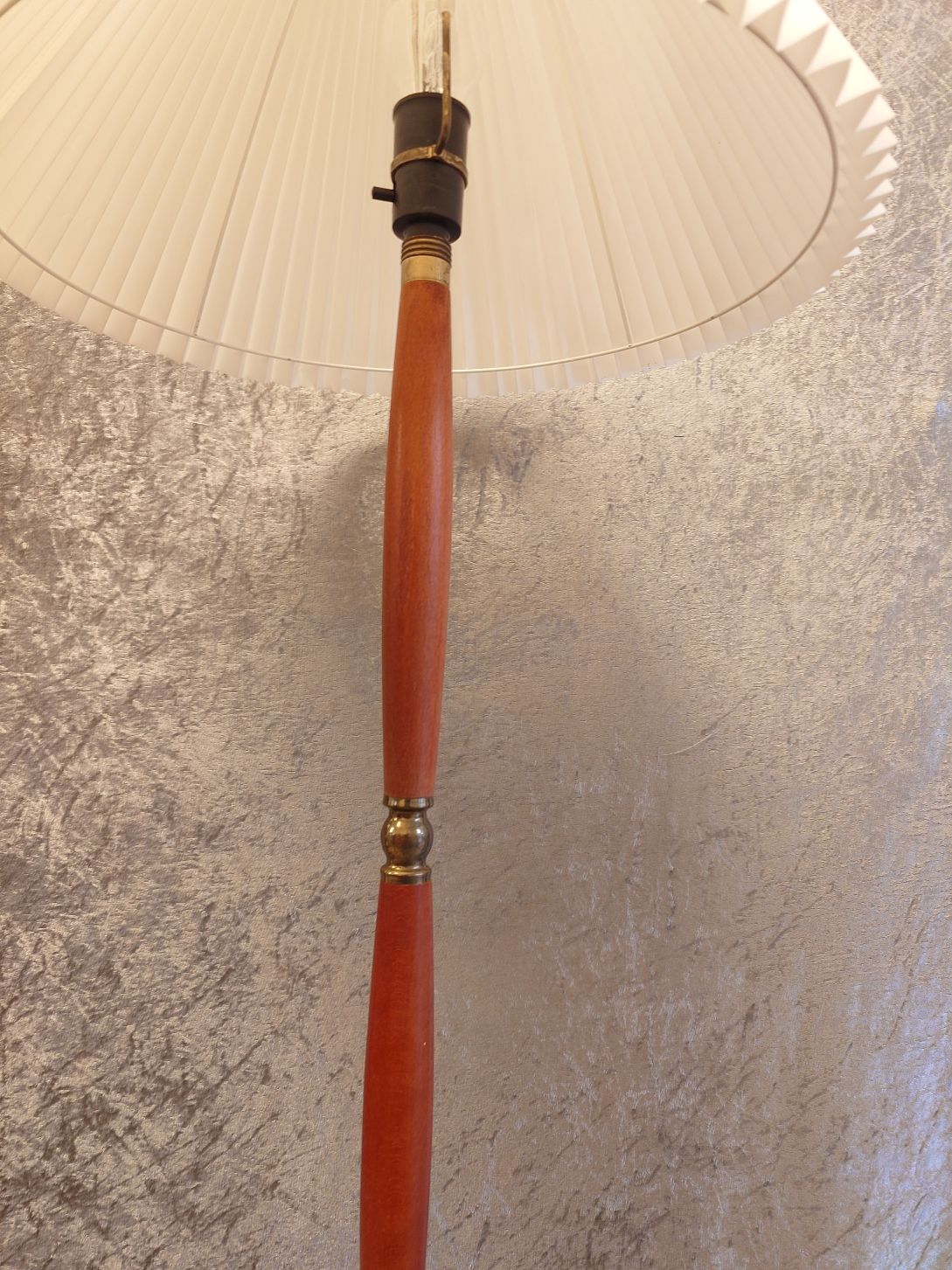 Laoni Retro Gulvlampe