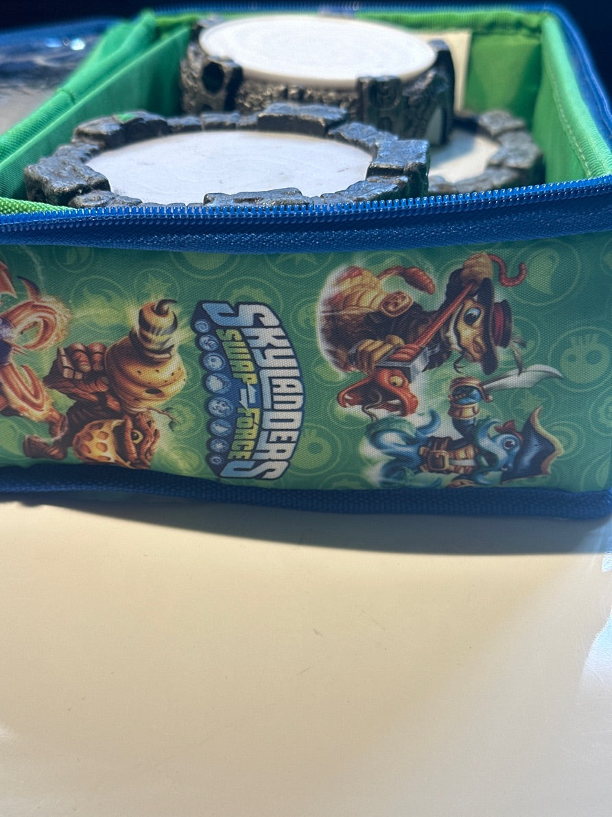 Kasse med Skylanders Swap Force