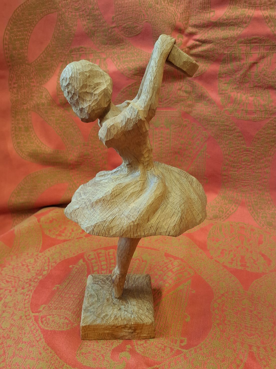Figur i træ