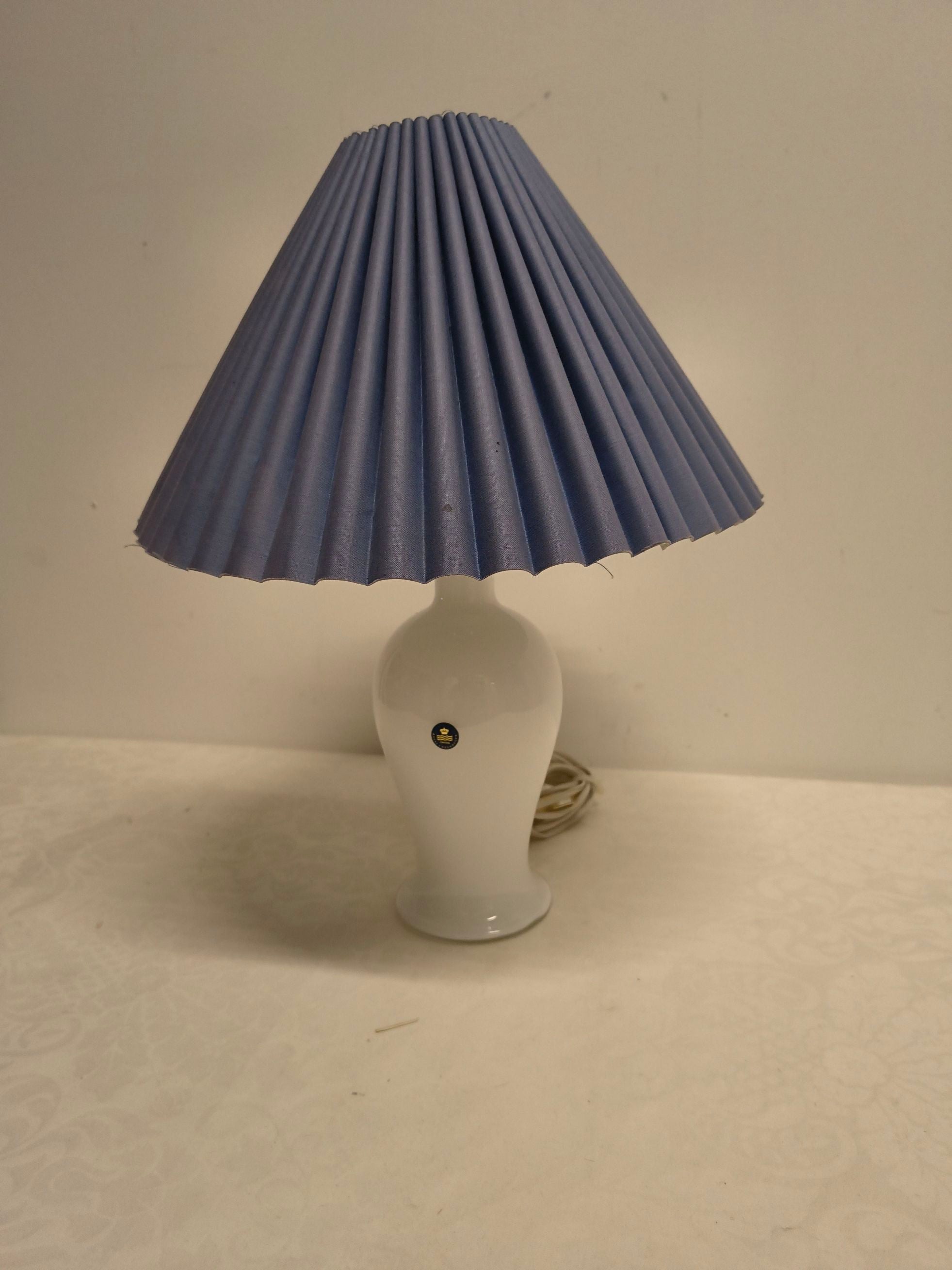 Royal Copenhagen Hvid opal glas