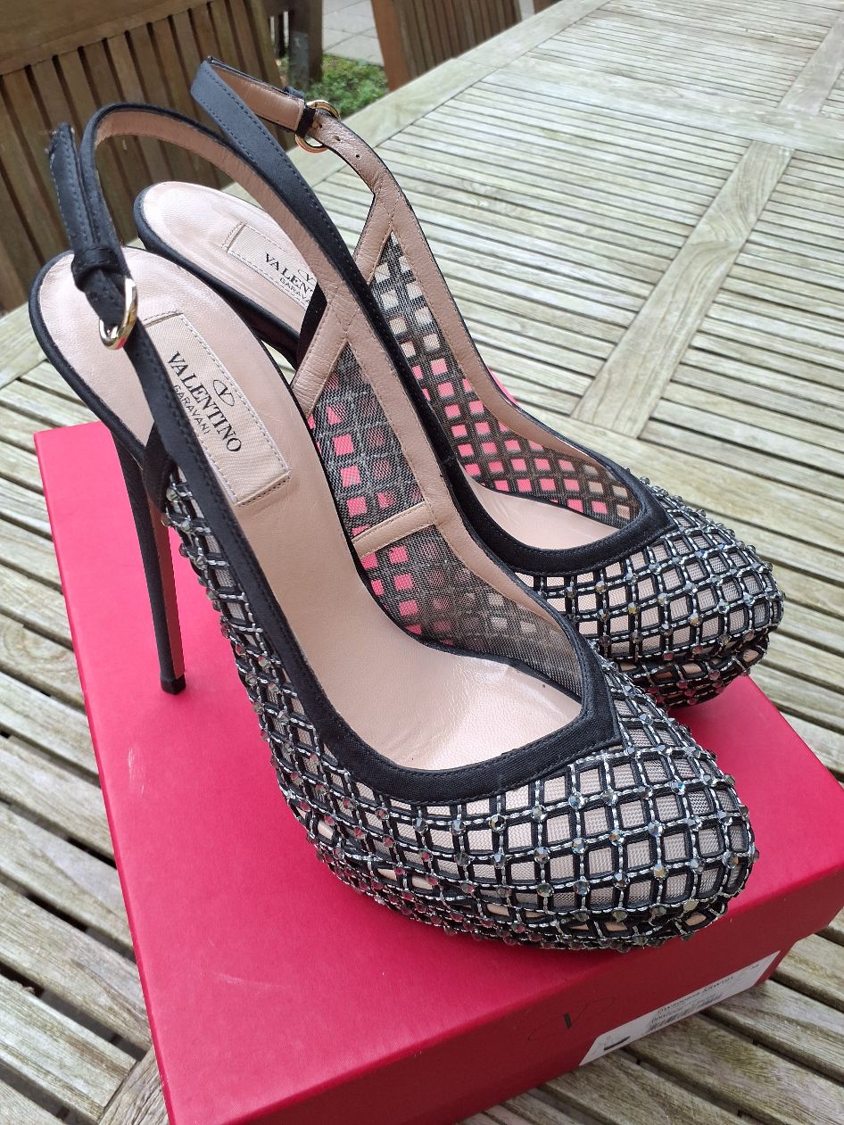 Valentino pumps