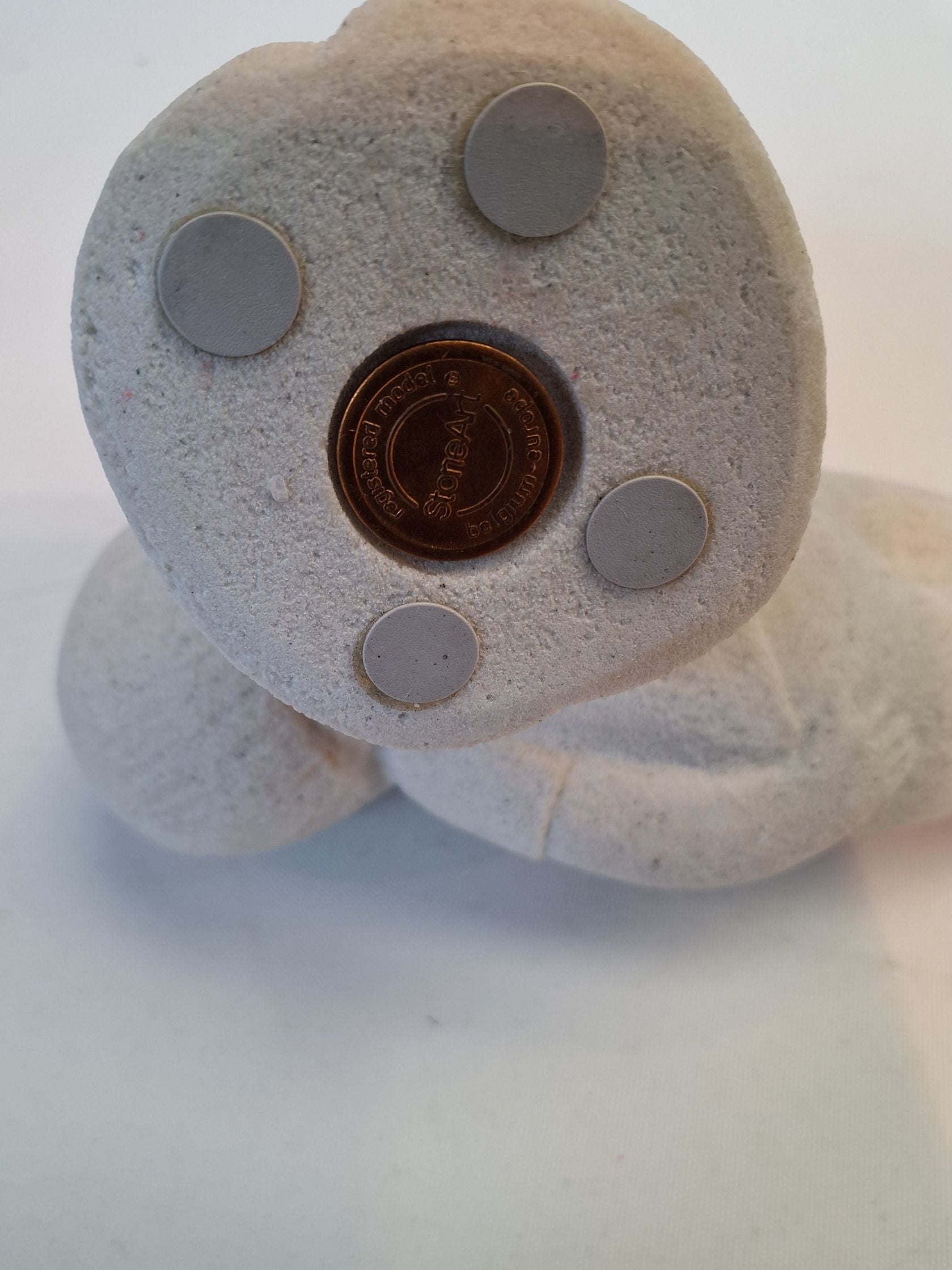 Marbell by stone pige