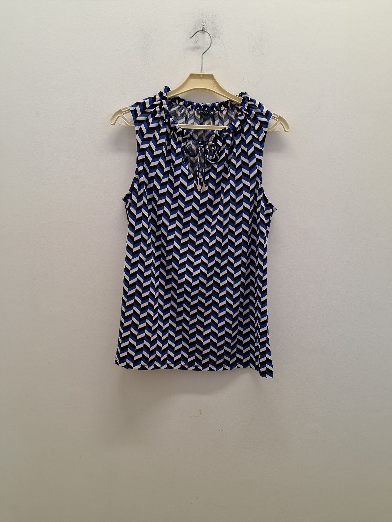 STOCKH LM Top