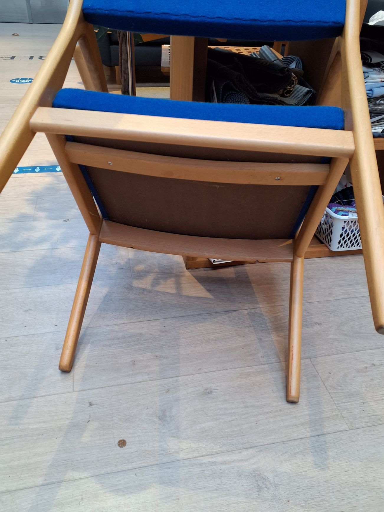 1 Erik Buch armstol