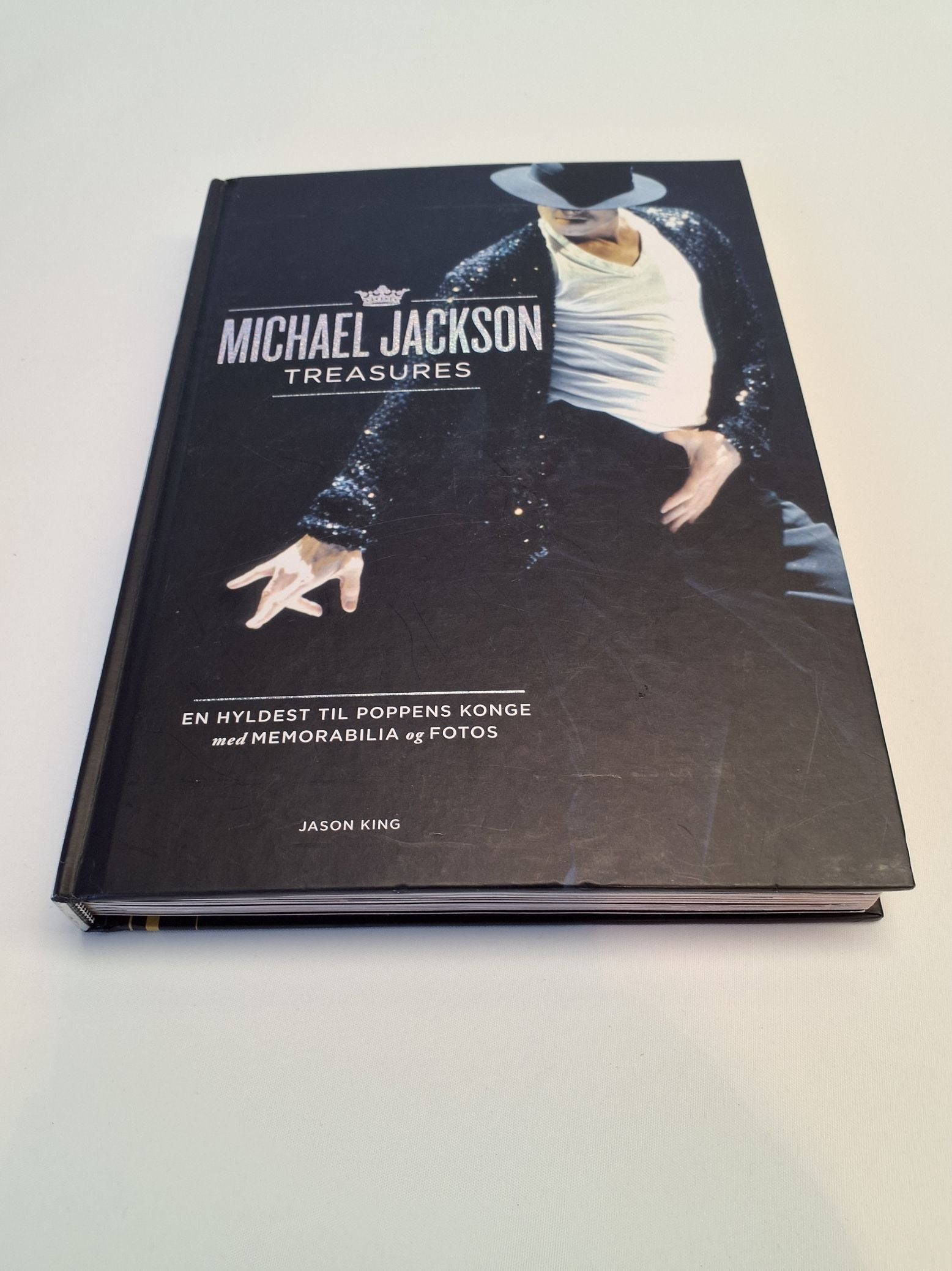 Michael Jackson Treasures bog