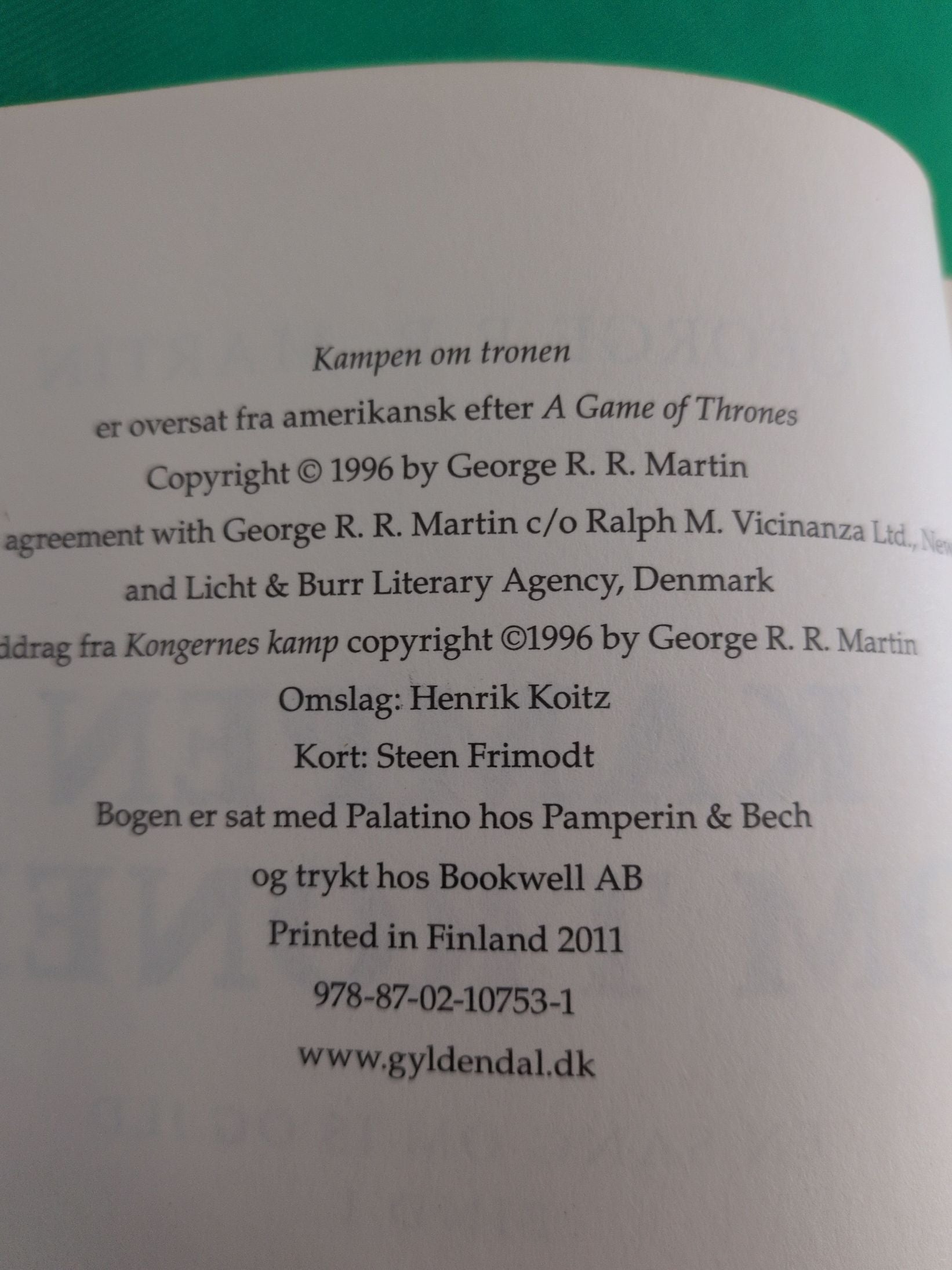 Bog: "Kampen om Tronen" George R.R. Martin