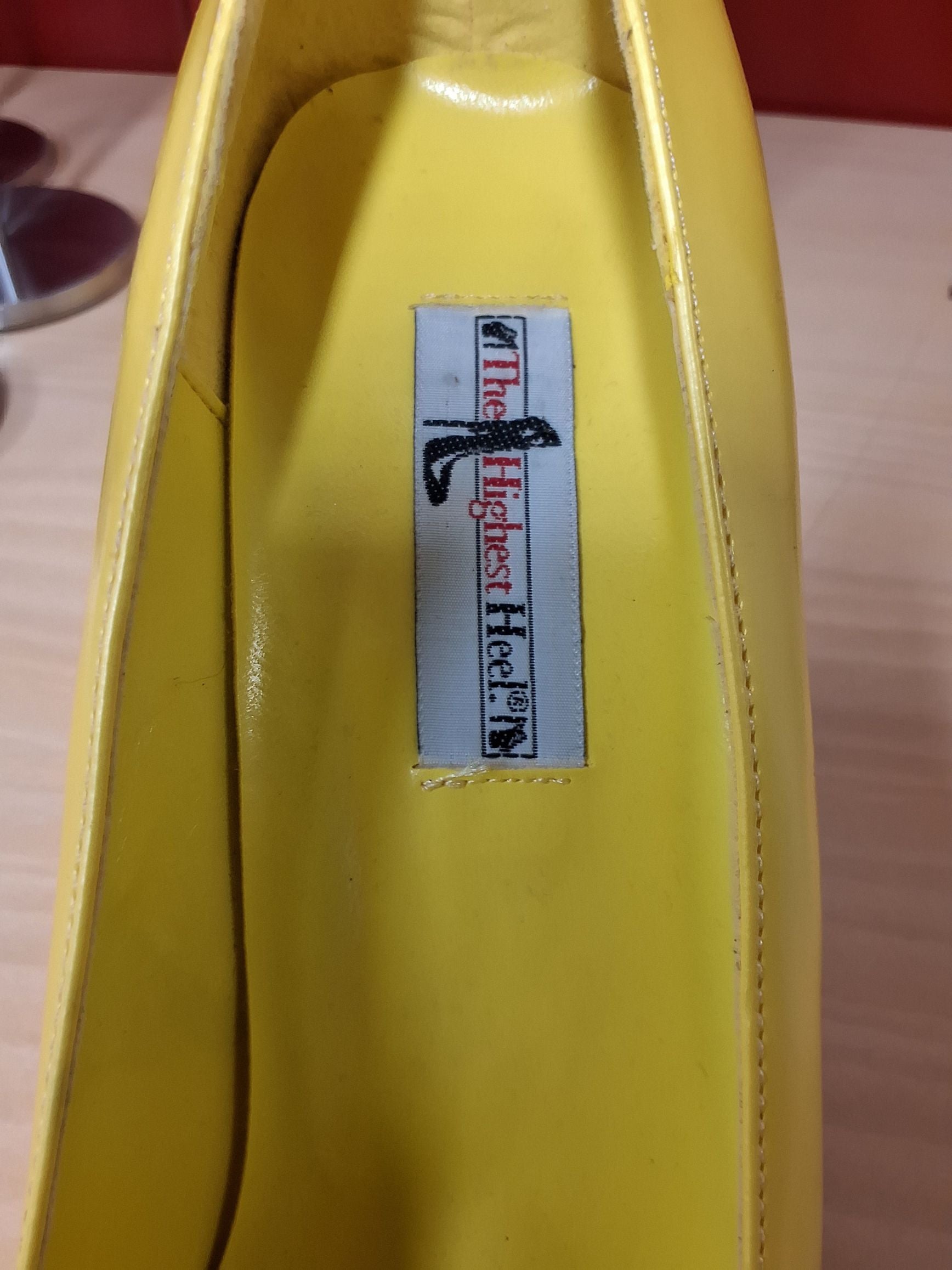 Gule stiletter til påske