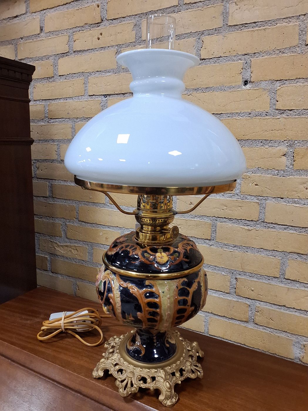 Petroleumslampe porcelæn