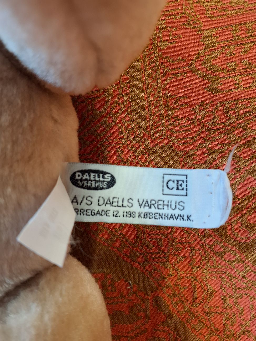 Lysebrun blød bamse