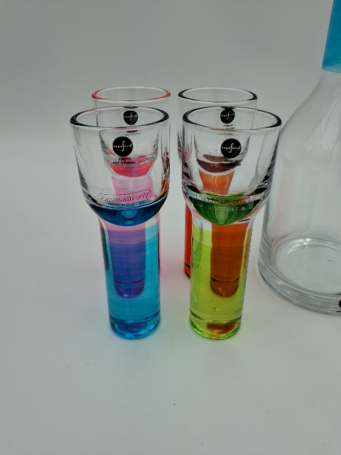 Sagaform flaske og 4 glas