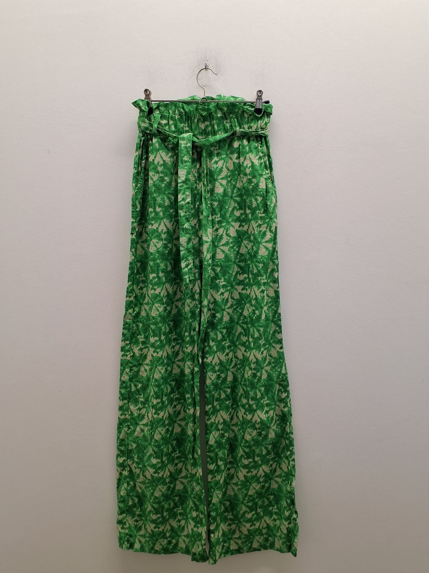 Lolly’s Laundry Vicky Bukser