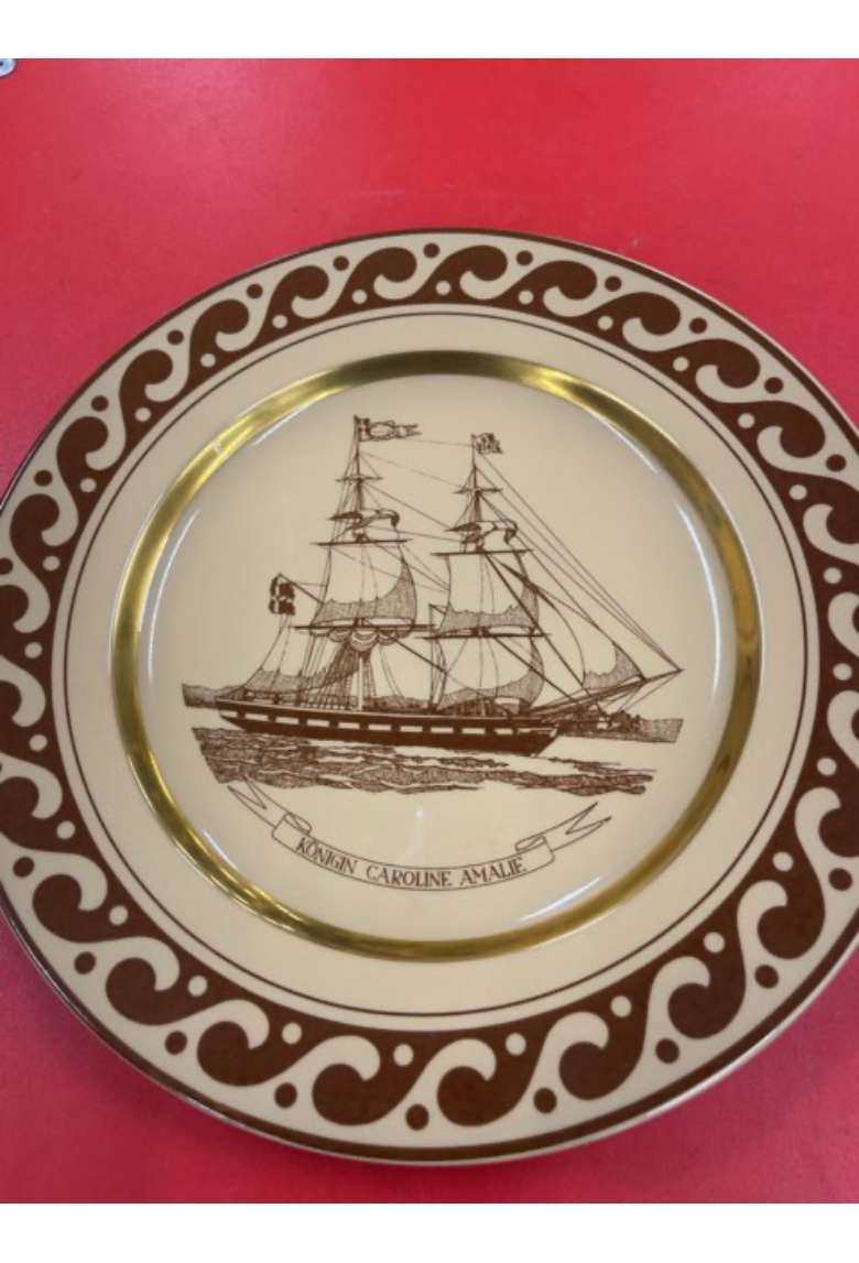 Ottensten platter med skibsmotiver
