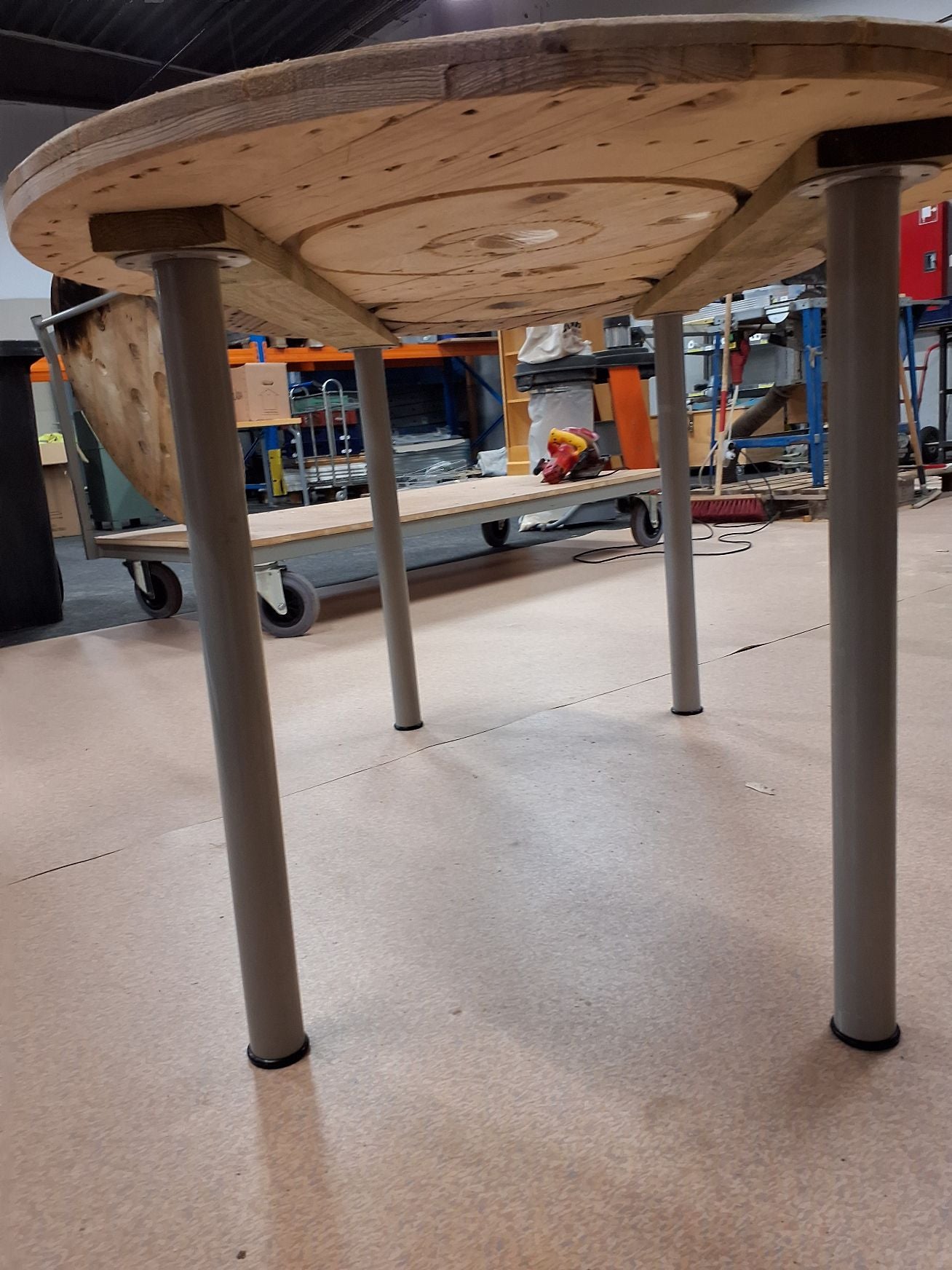 Bord af kabeltromle