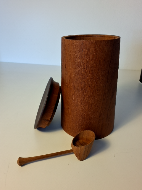 Kaffedåse med ske - Ole Hansen design