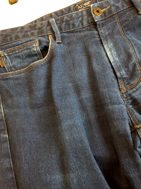 Armarni Jeans