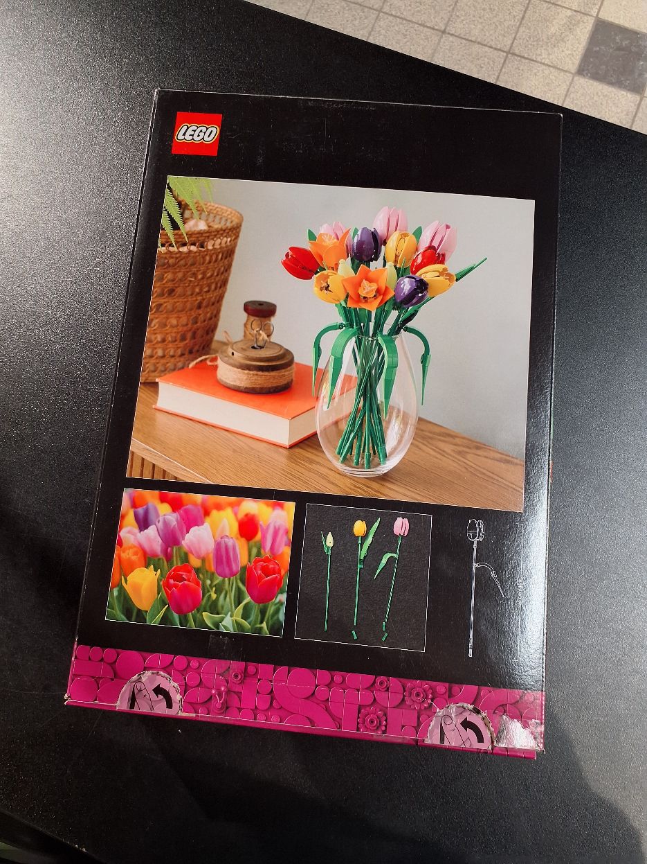 Lego Tulip Bouquet