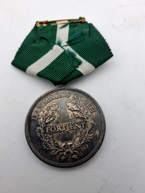Politi medalje