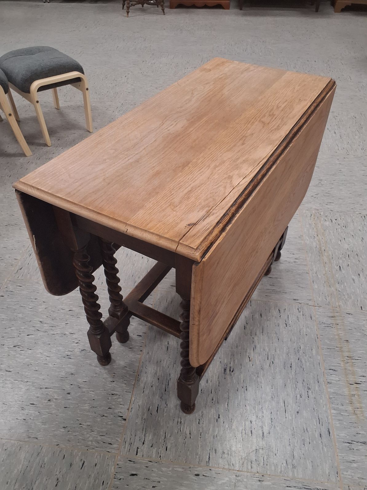Vintage spisebord m udtræk
