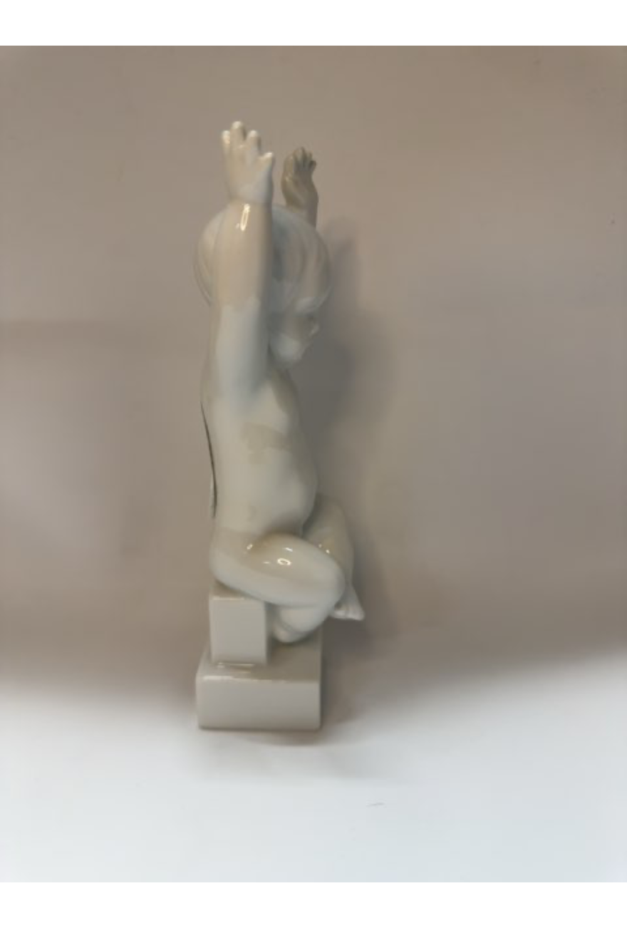 Figur baby nr. 2229