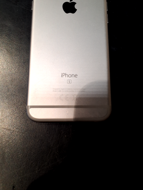 Apple IPhone S