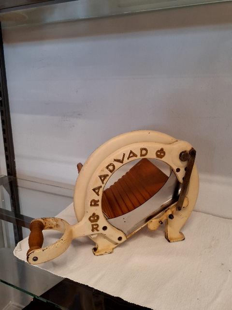 Raadvad brødskærer