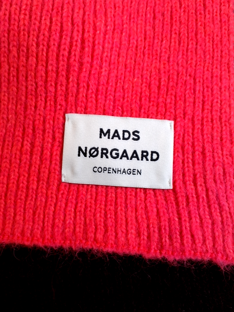 Mads Nørgaard Halstørklæde
