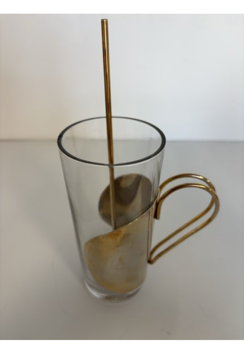 Gulvfarvet kaffeglas