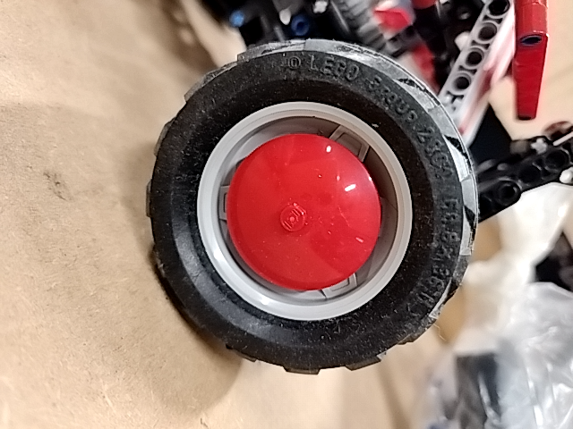 LEGO-bil (evt. med mangler)