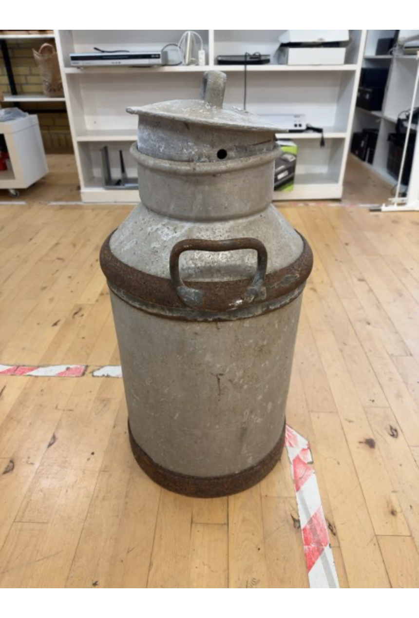 Gammel 50 liter mælkejunge