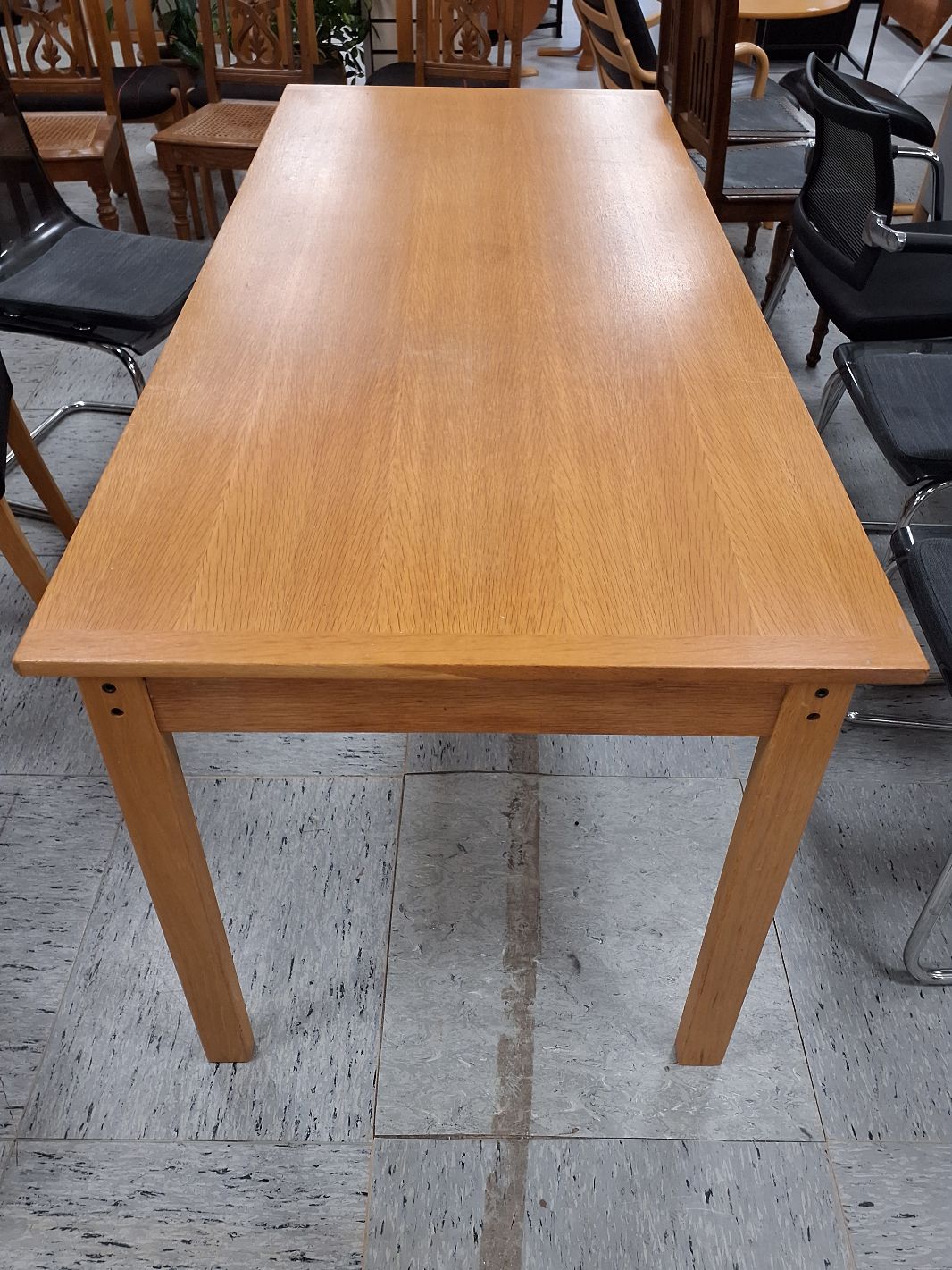 Spisebord 180x80 træ