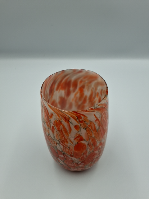 Pouring vase
