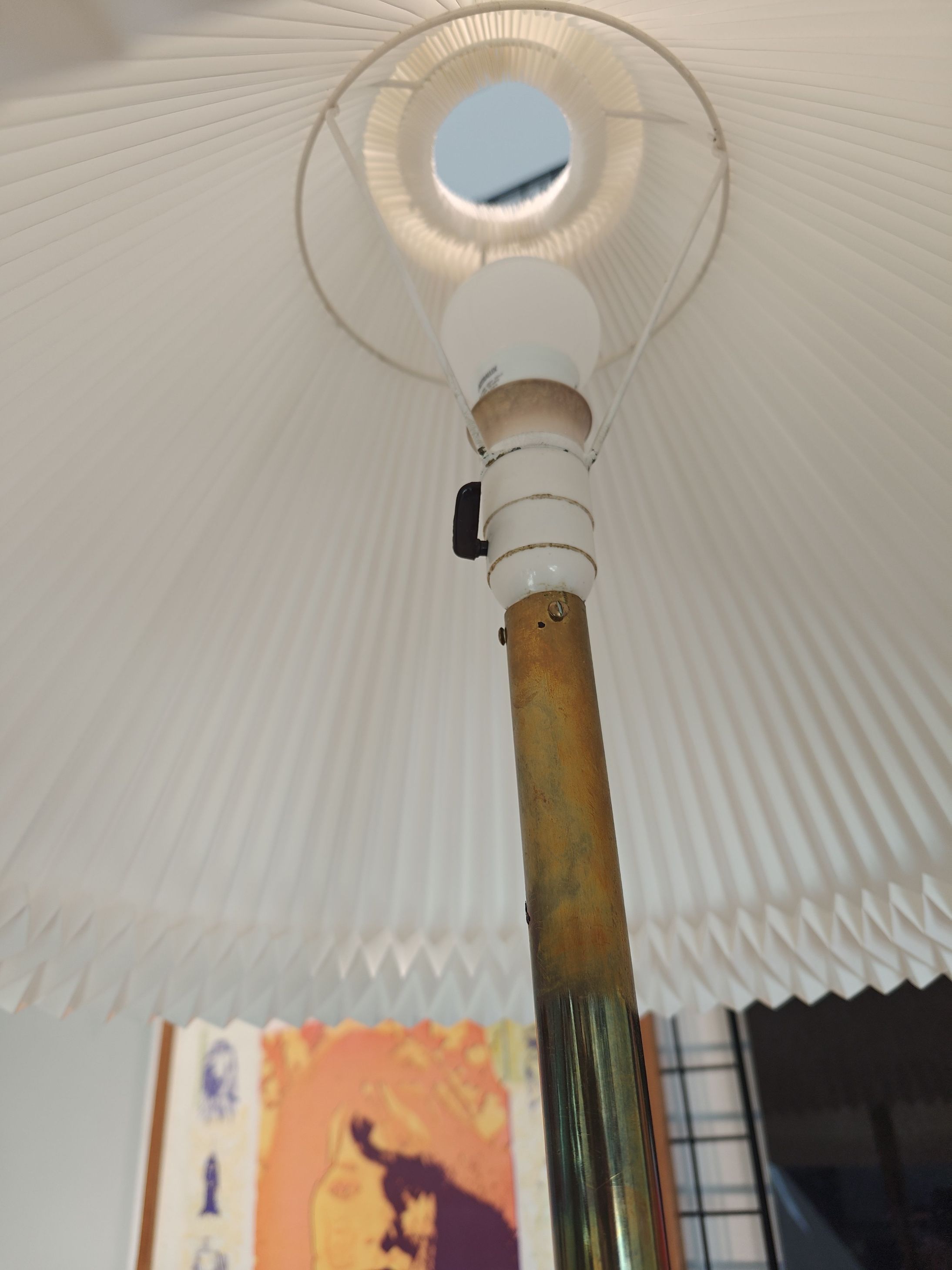 Standerlampe med Le Klint skærm