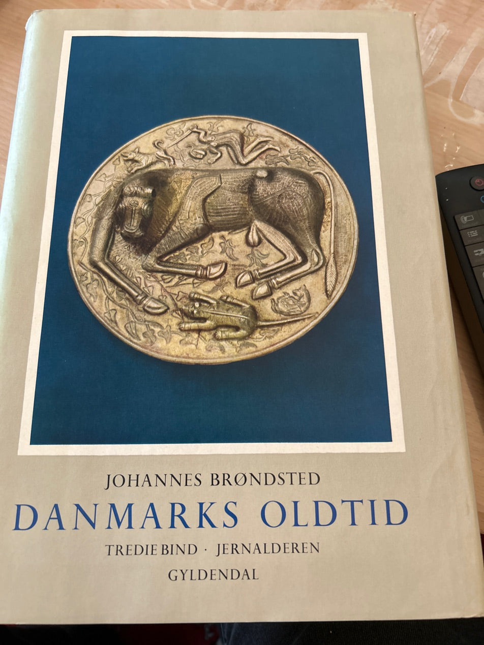 Danmarks oldtid af Johannes Brøndsted