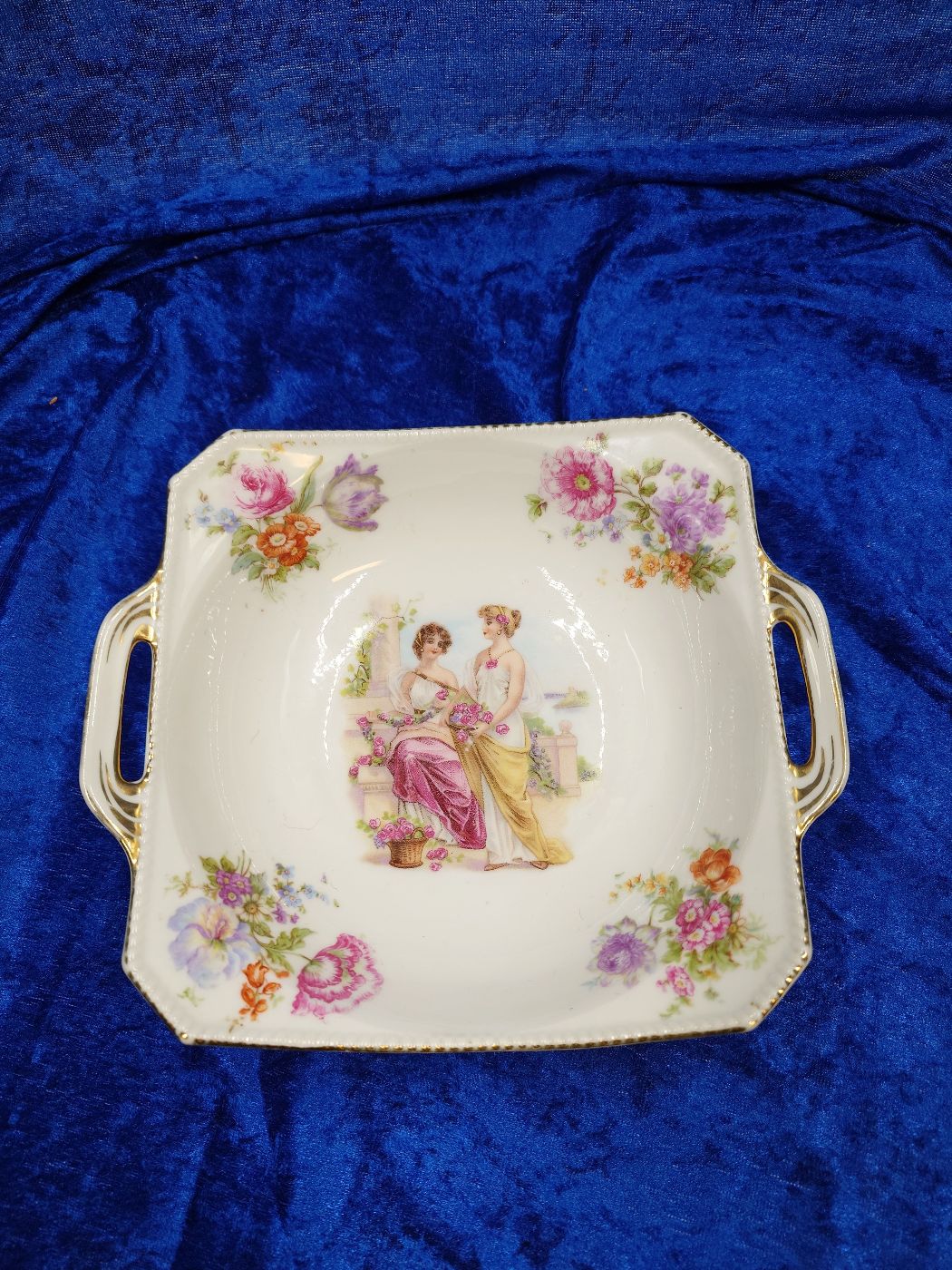 Firkantet porcelæns skål
