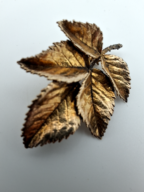 Broche Flora Danica