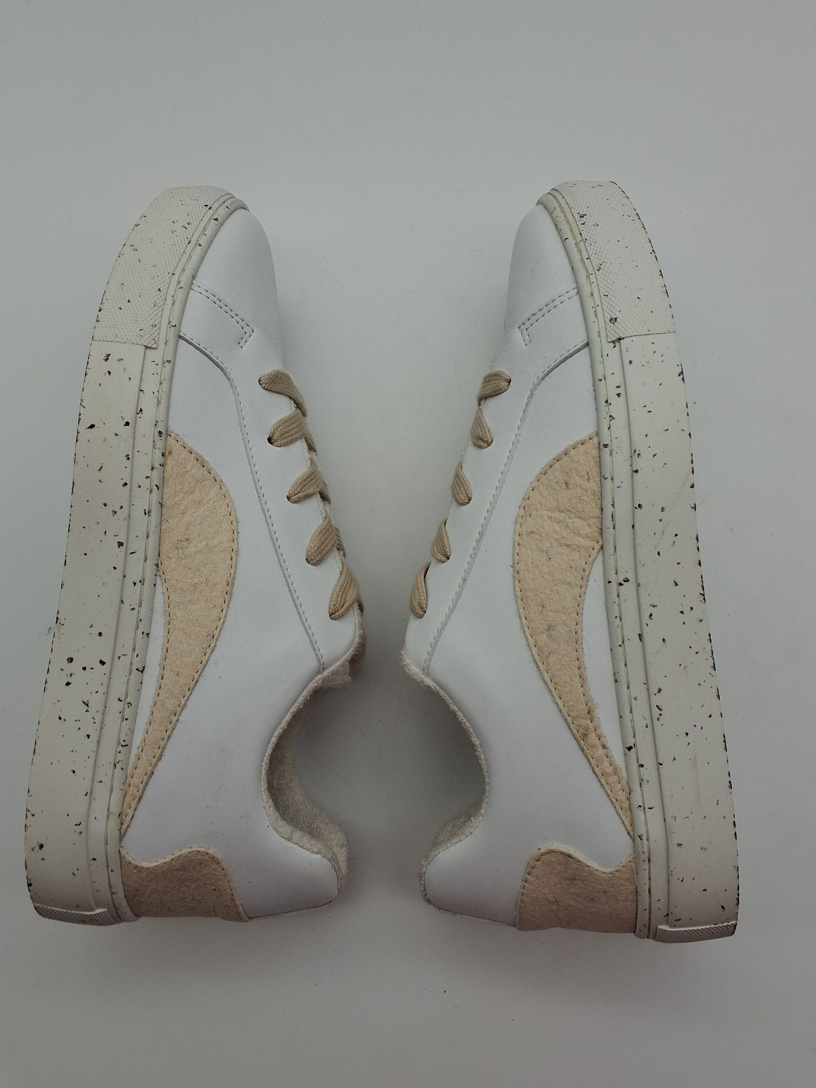 NAE Vegan Berlin White Sneakers