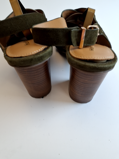 Hush Puppies Sandal (H736)