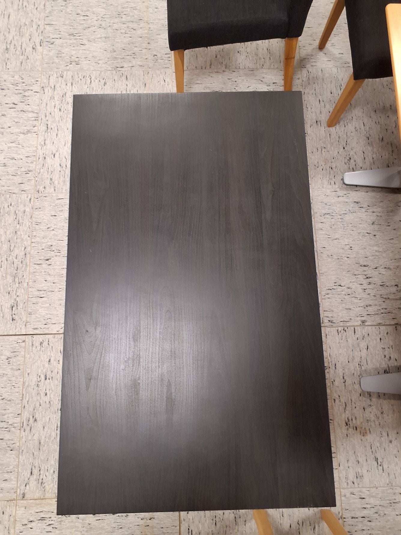 Sort IKEA skrivebord