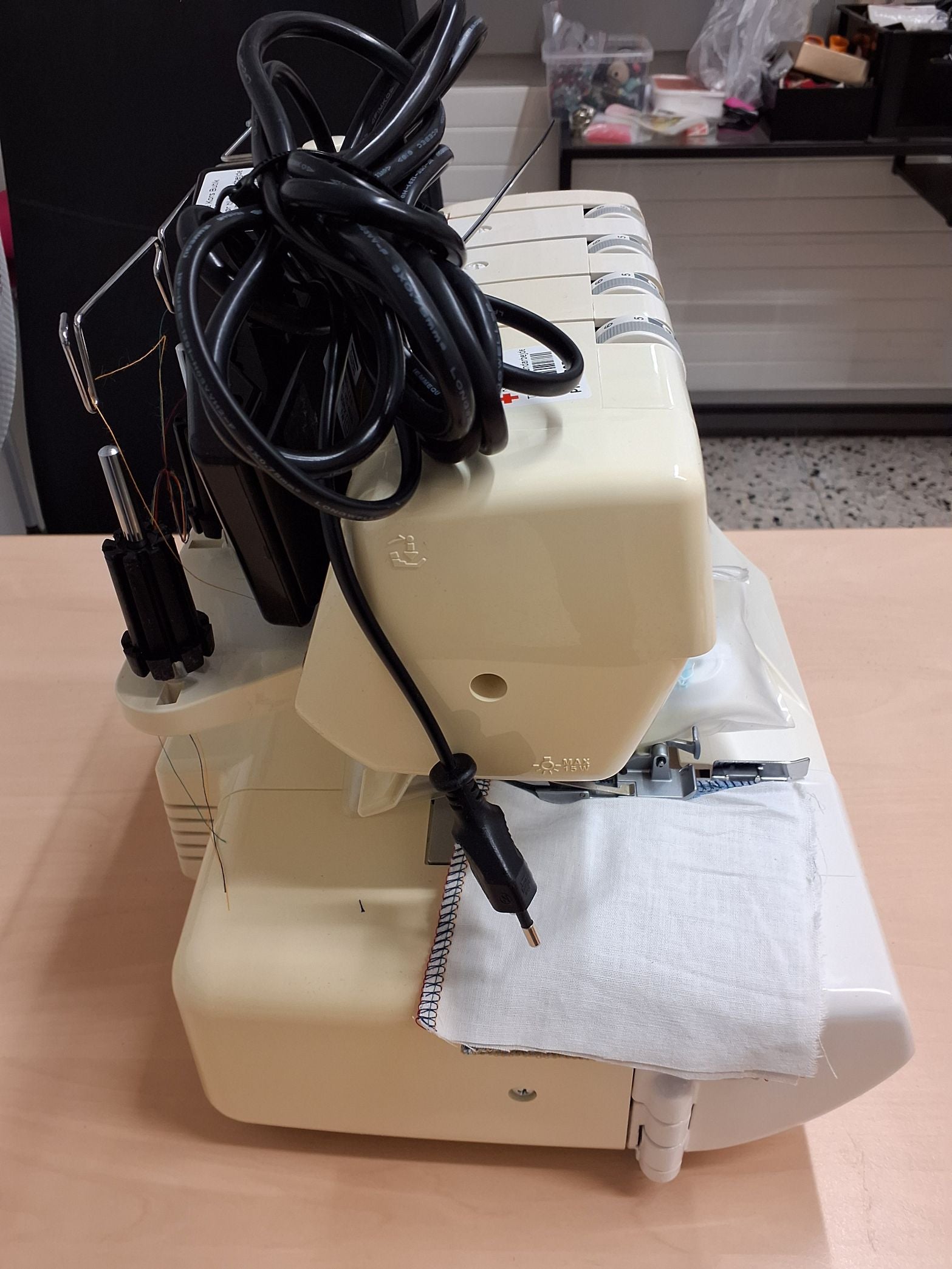 Overlocker bernette 610 D