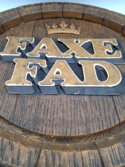 Faxe fad skilt