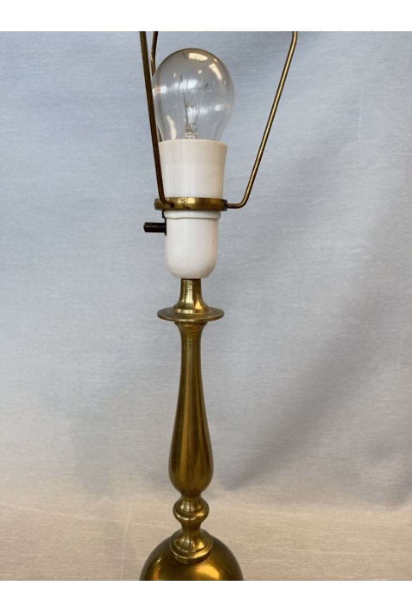 Messing løvefod bordlampe