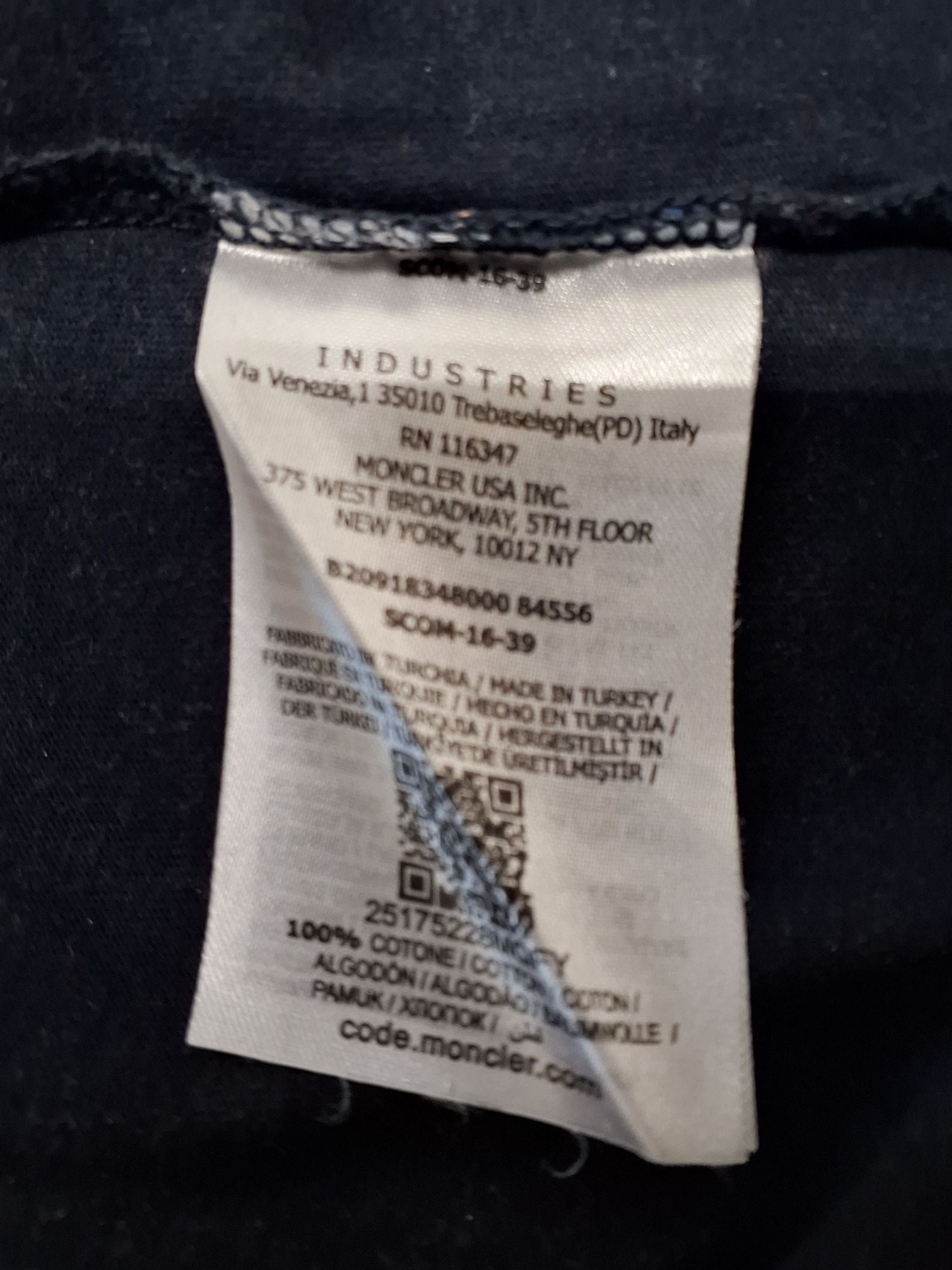 Moncler T-shirt