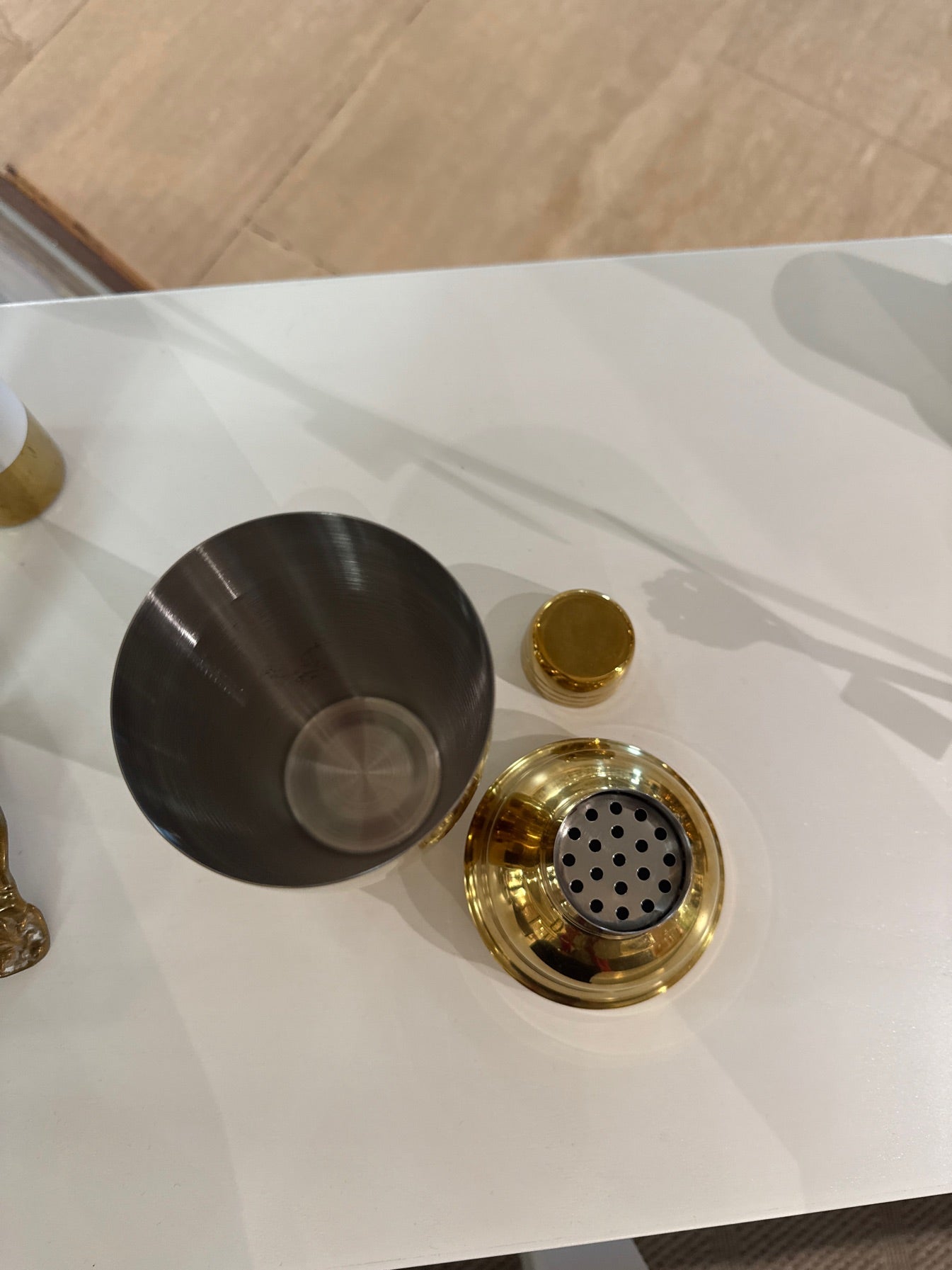Cocktailshaker guld