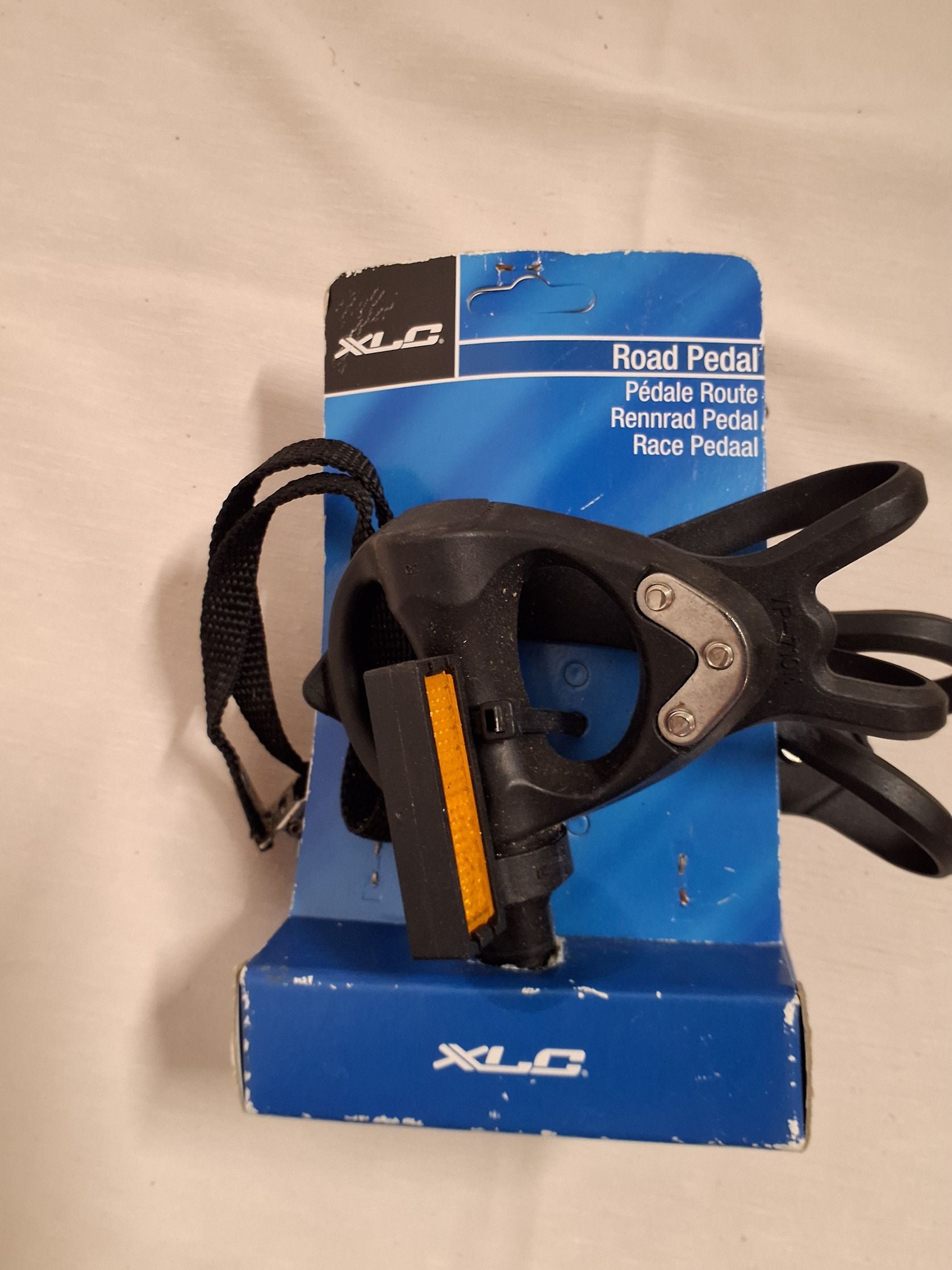 Retro pedal