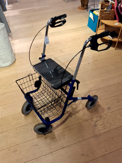 Blå rollator