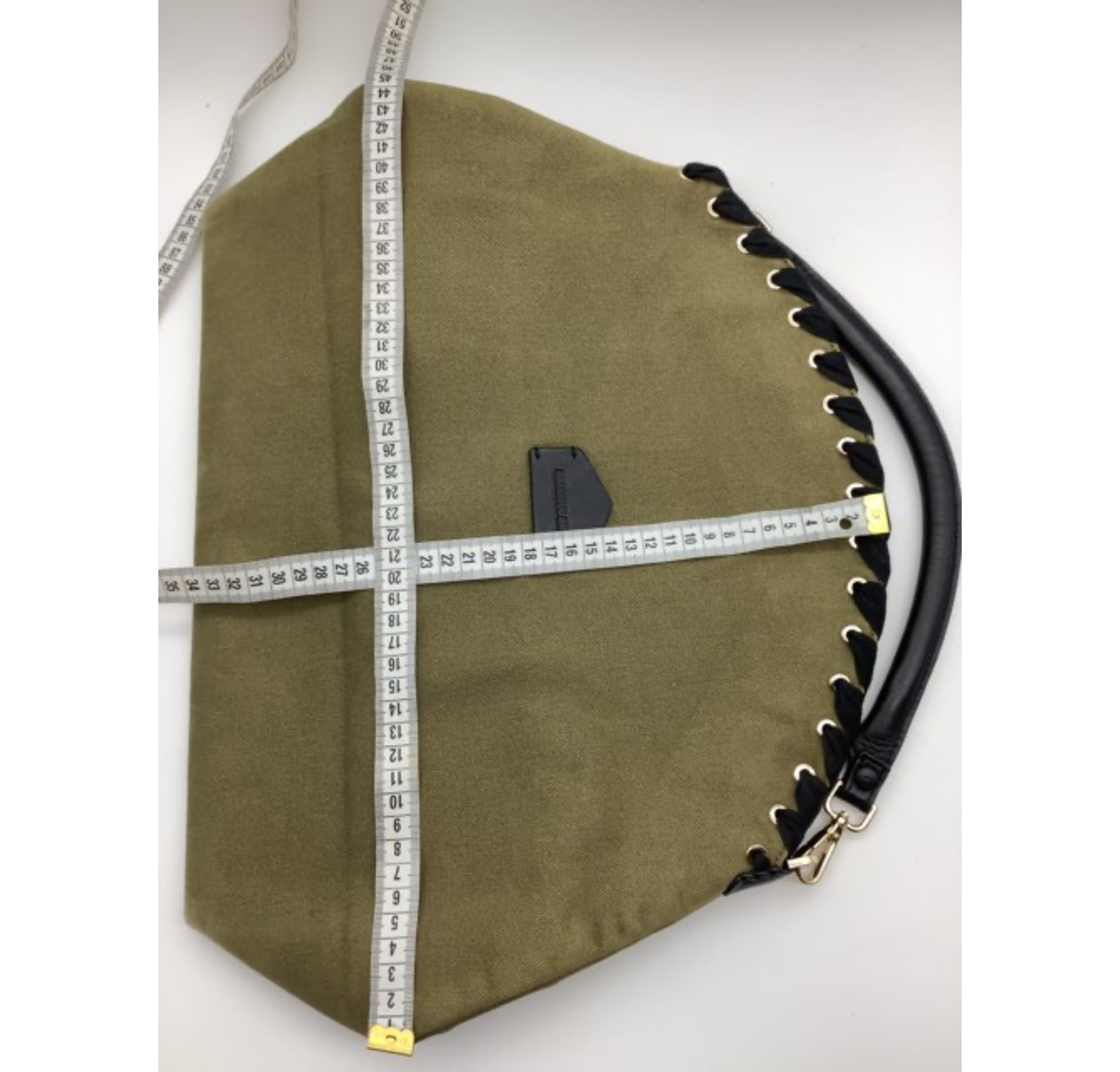 Gracious Aires Taske (H273)