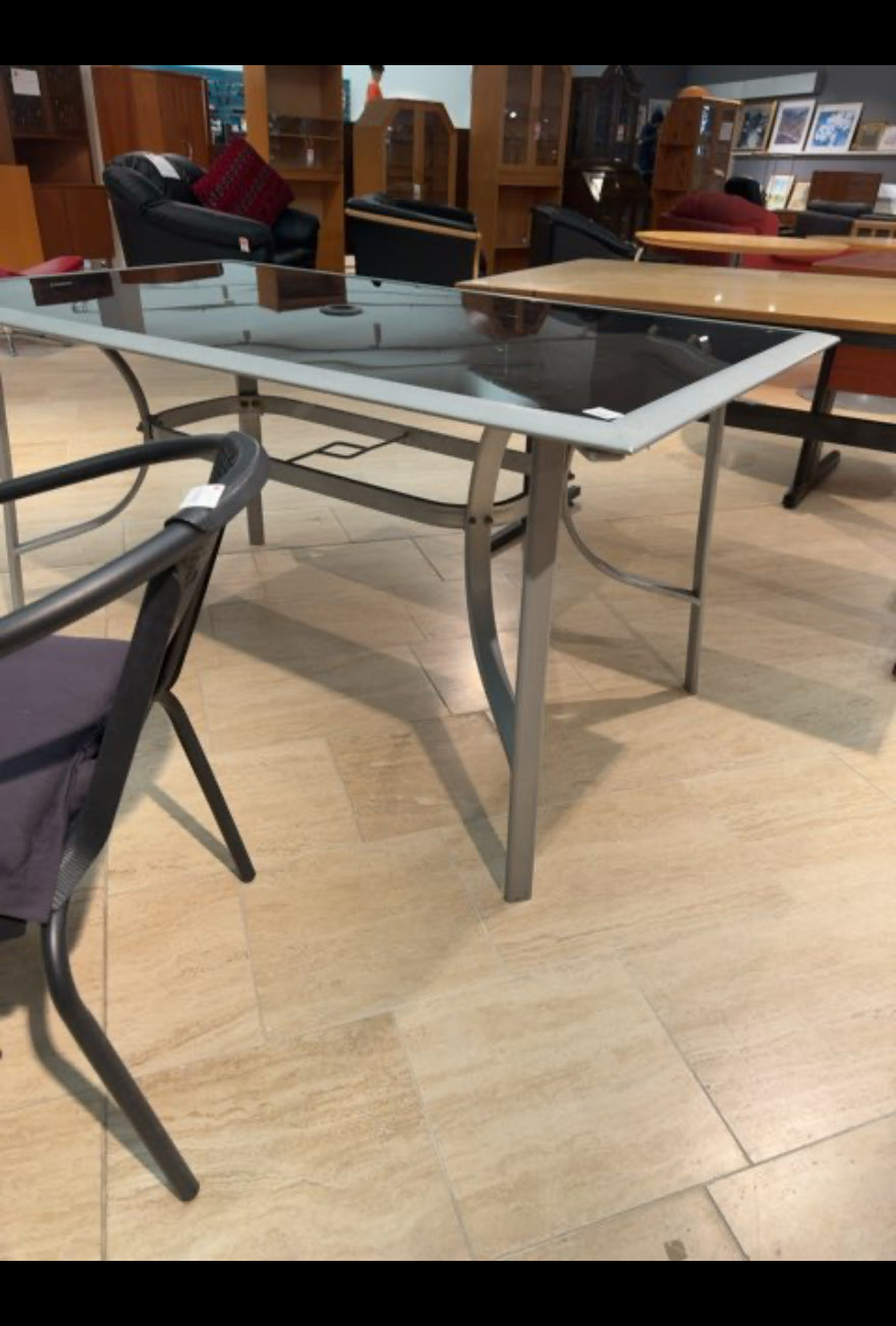 Havebord med glas plade