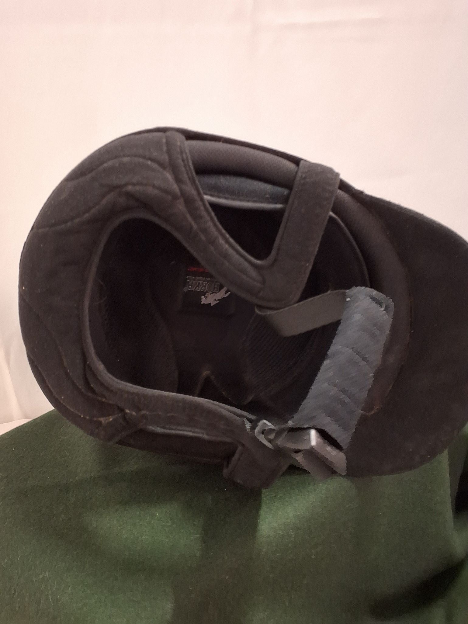 Horka ridehjelm