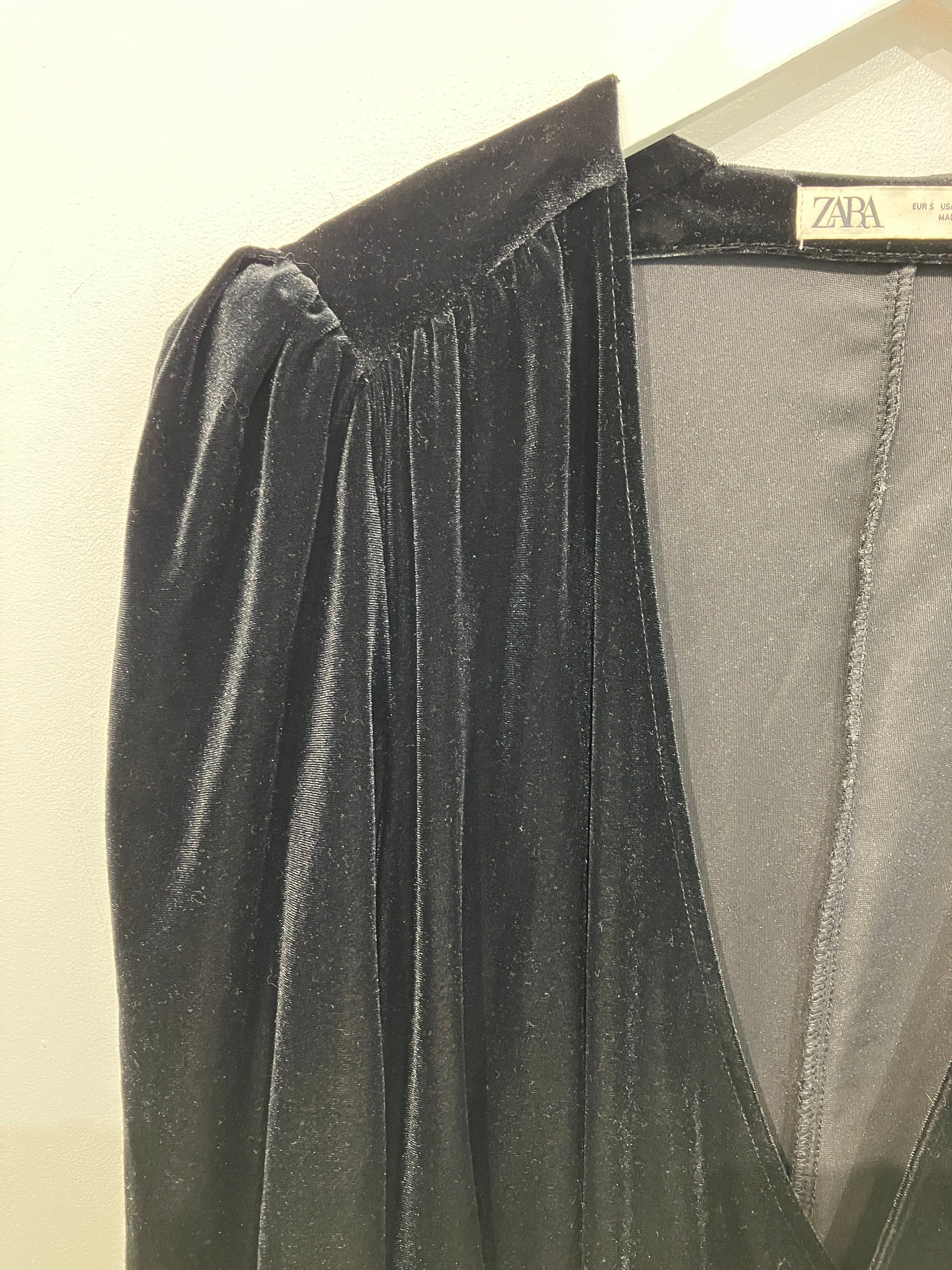 Zara Bluse