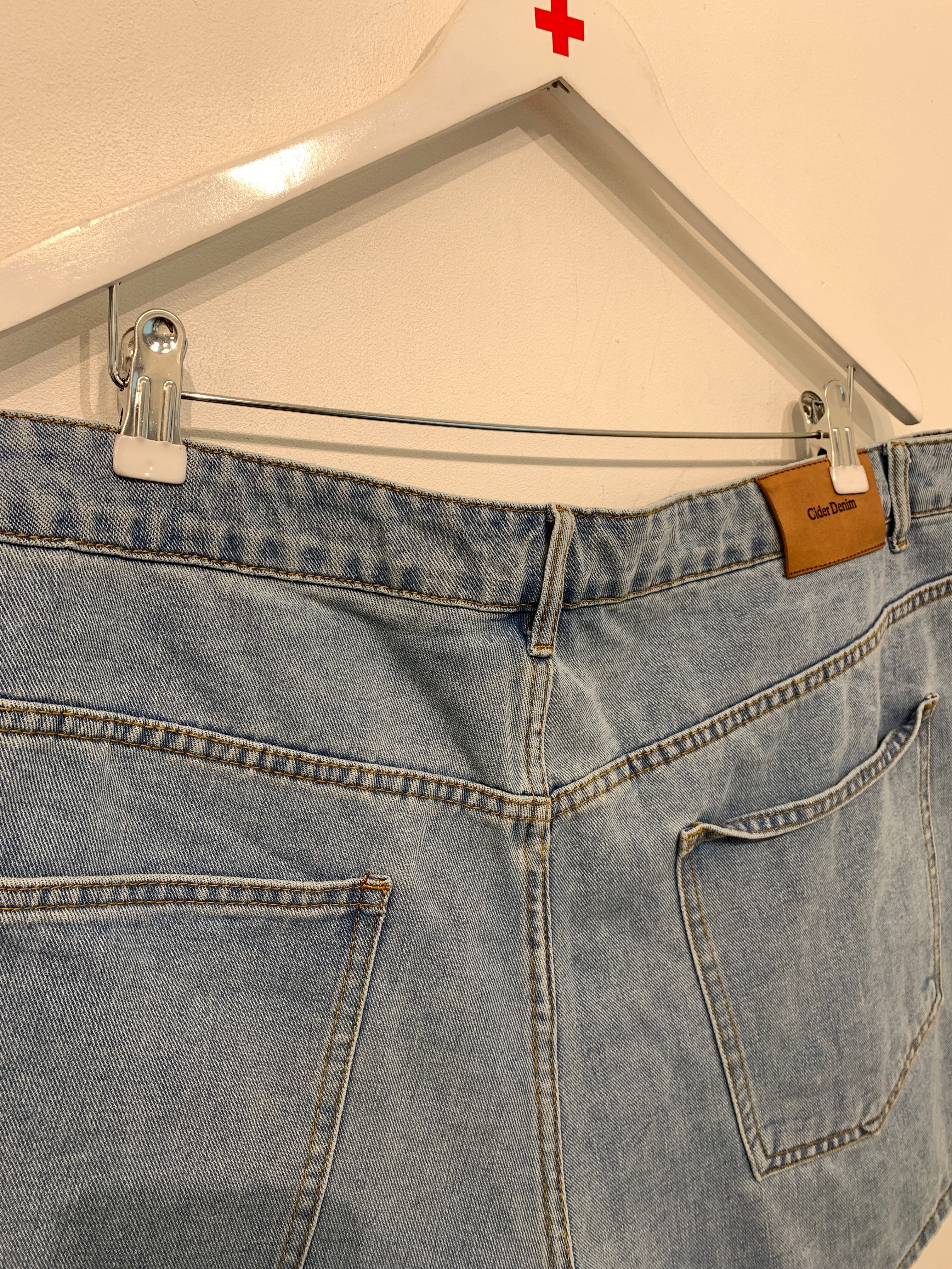 Cider Shorts